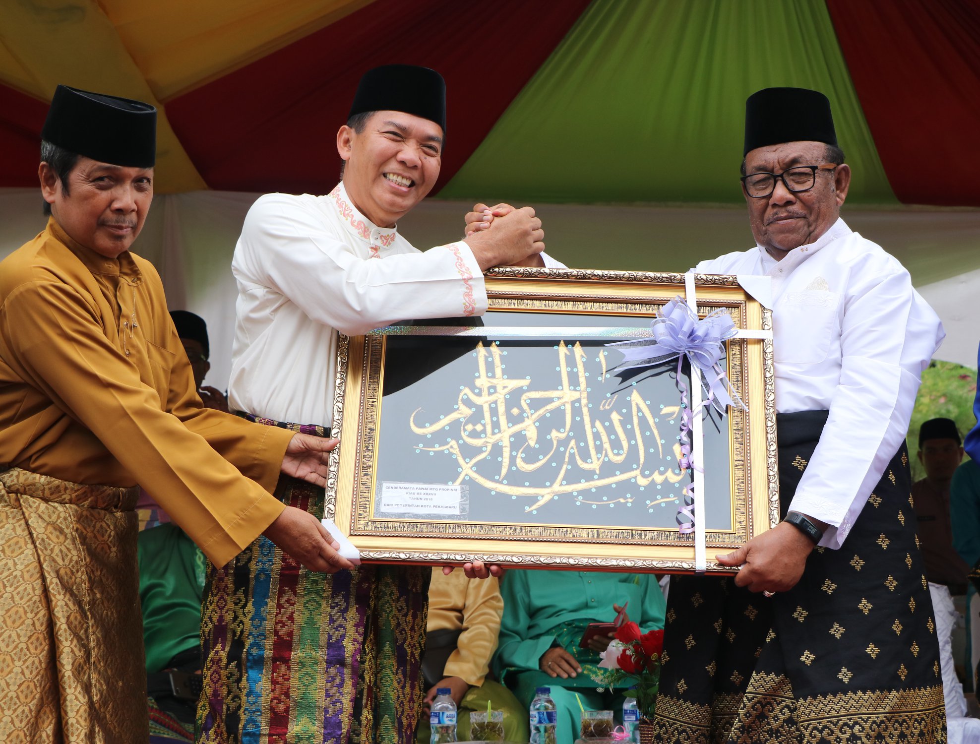 Pawai Kendaraan Hias dalam Rangka Pelaksanaan MTQ XXXVII Provinsi Riau