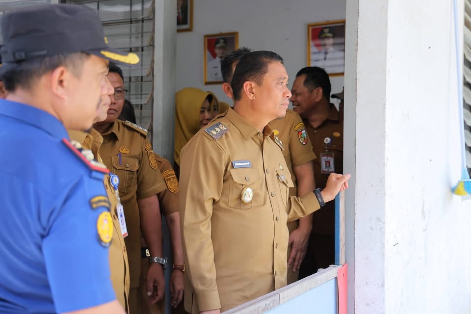 Wawako Meninjau Kondisi Puskesmas Pembantu (Pustu)