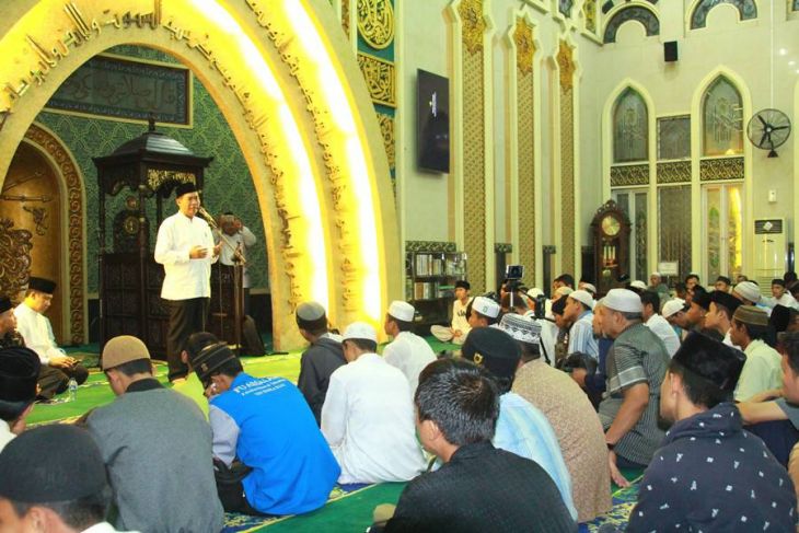 Walikota Buka Muhasabah di Masjid Ar-Rahman
