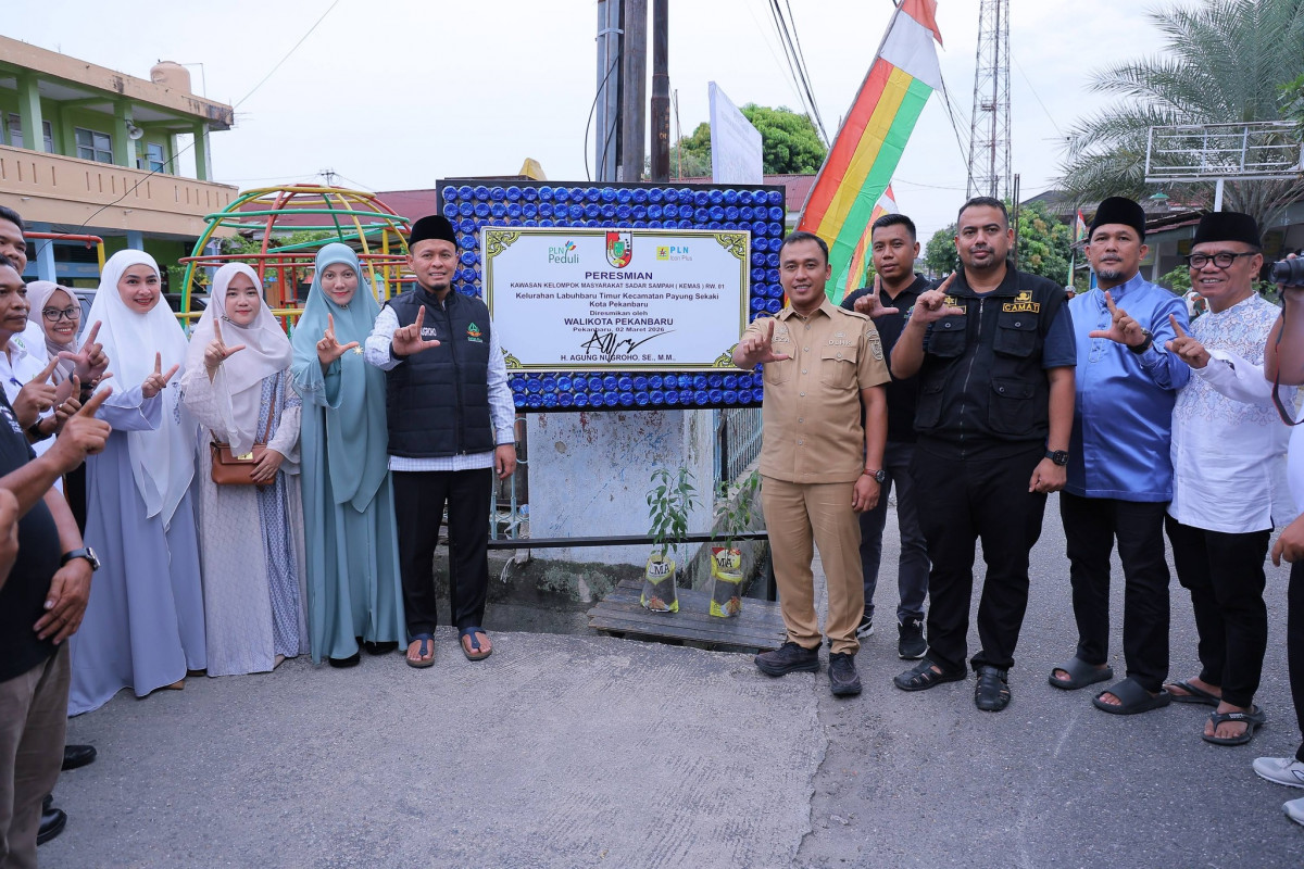 Wako Pekanbaru Dorong Masyarakat Mulai Memilah Sampah dari Rumah