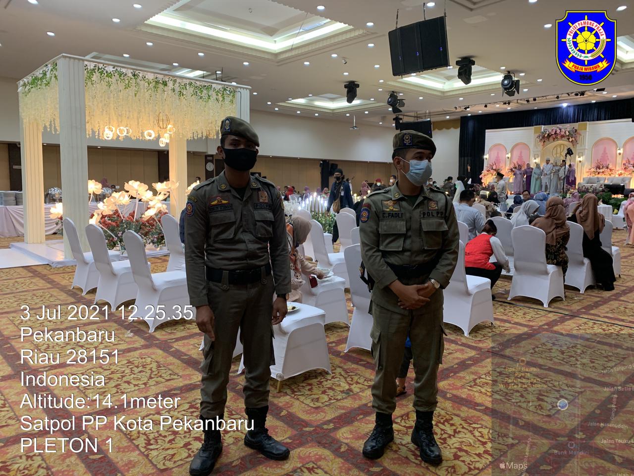 Satpol PP Cek Prokes di Sejumlah Lokasi Pernikahan