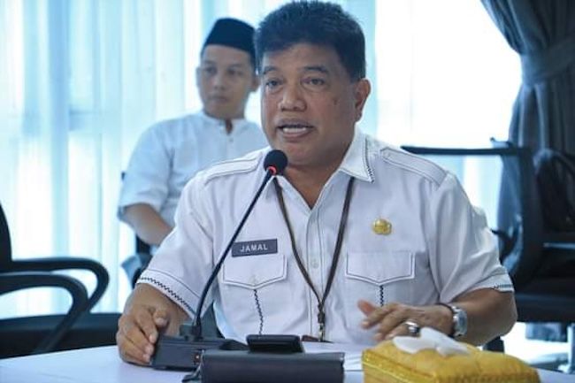 Pemko Pekanbaru Gratiskan Seragam Sekolah untuk Seluruh Peserta Didik SD dan SMP Negeri