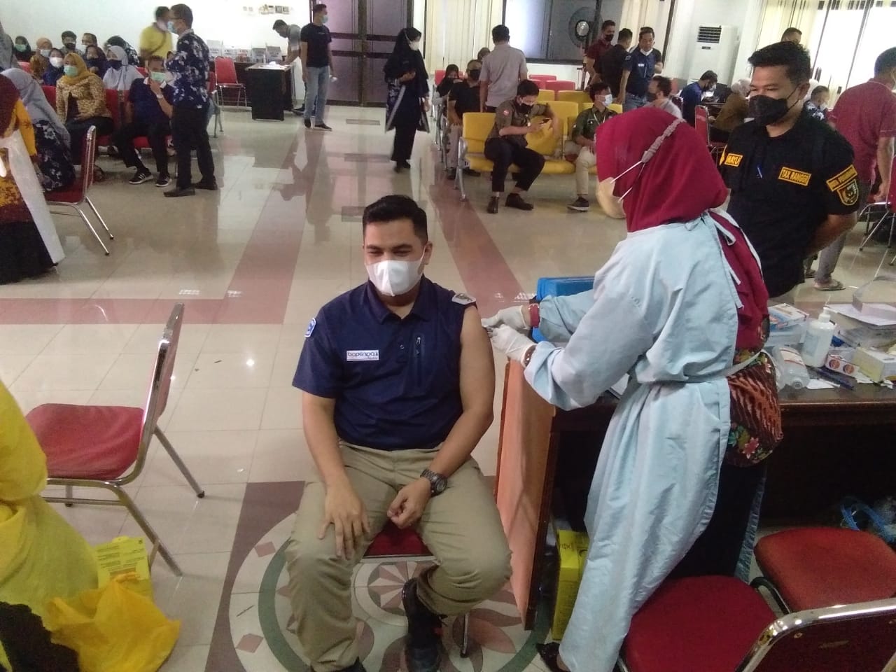 Ratusan Pejabat dan Pegawai Pemko Disuntik Vaksin Sinovac