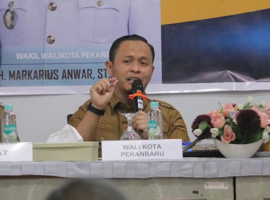 Wali Kota Pekanbaru Minta ASN di Tiap RW Jadi Ujung Tombak Pendataan Warga
