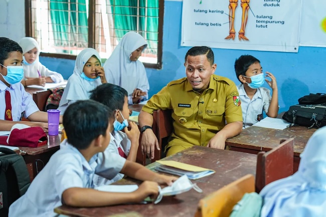Utamakan Kesehatan Anak, Pemko Pekanbaru Terapkan PJJ Dua Hari Sambil Pantau Kualitas Udara