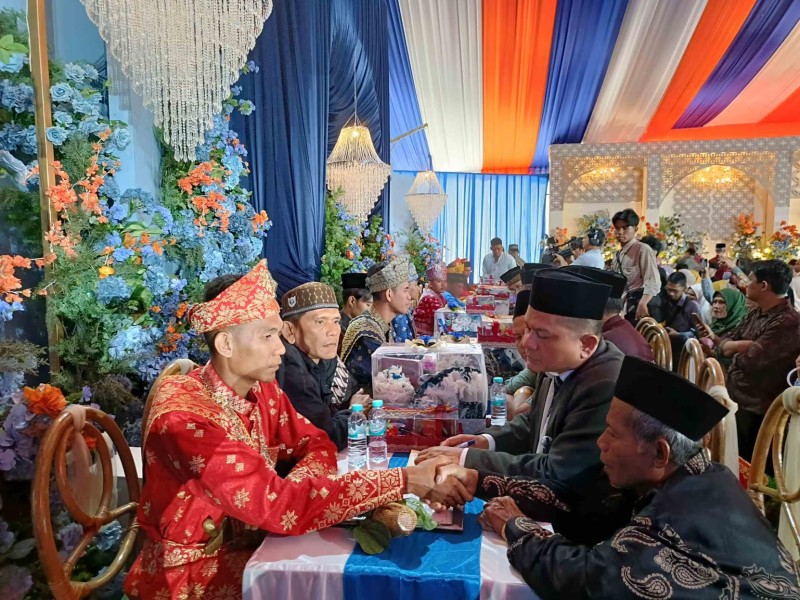 Akhirnya 71 Pasangan Ikuti Nikah Massal dan Resepsi Akbar di MPP Pekanbaru