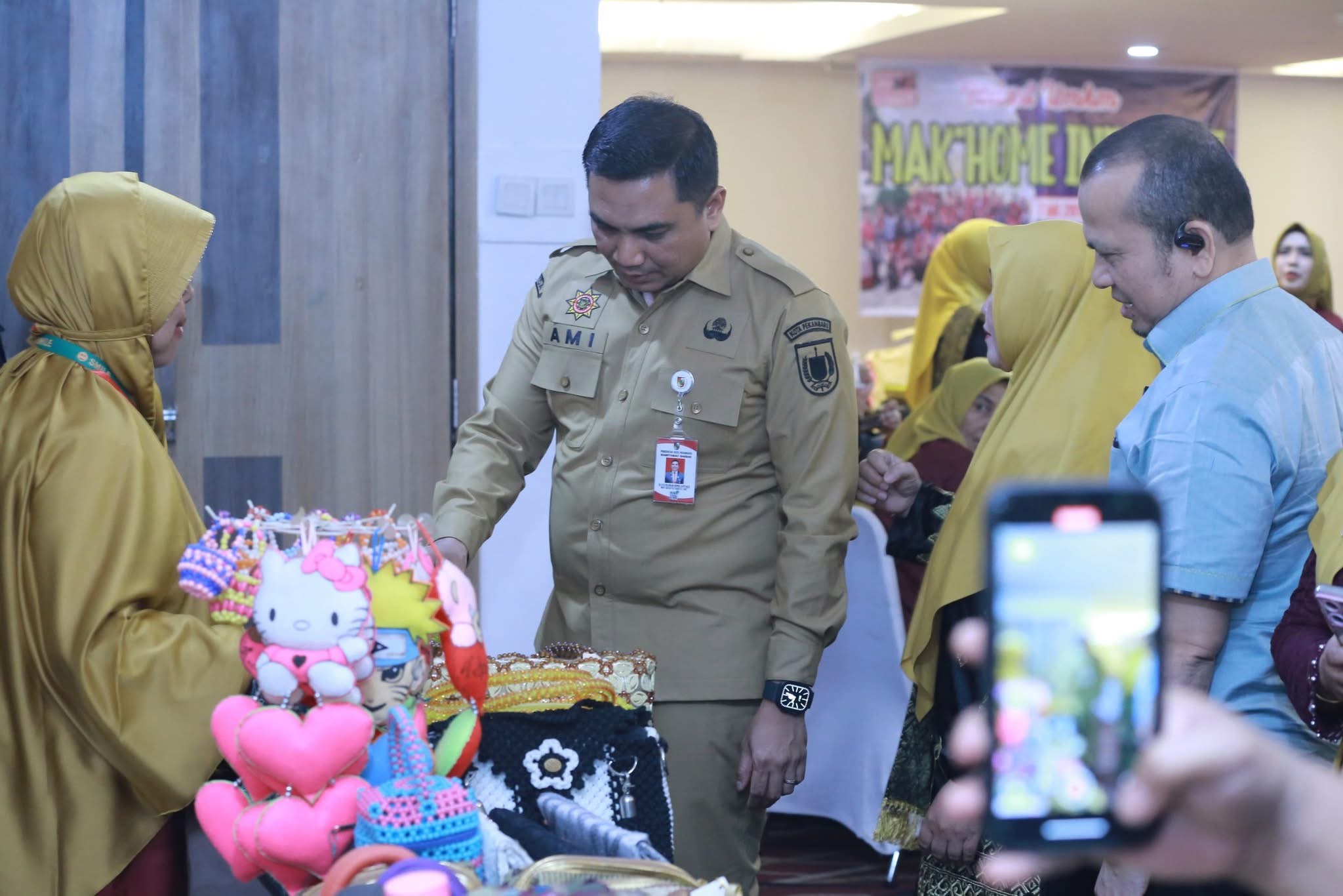 Dilakukan Kurasi Produk, Gedung Dekranasda Pekanbaru Terbuka untuk Pelaku UMKM