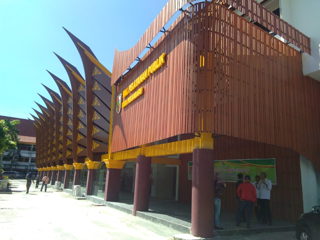 Image : 24 Instansi Pemerintah dan Swasta Buka Pelayanan di MPP