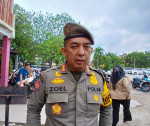 Image : Penertiban Tiang Reklame Berlanjut ke Jalan Riau