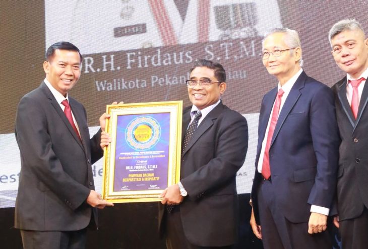 Pekanbaru Raih Indonesia Property & Bank Award 2017