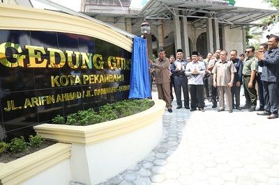 Gedung Termegah Di Indonesia