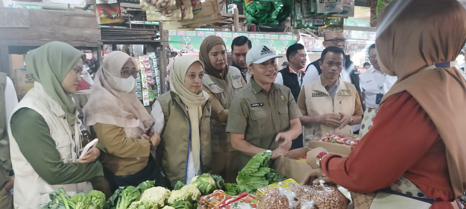 Bapanas dan Satgas Pangan Turun Cek Harga Minyakita di Pasar Tradisional Pekanbaru
