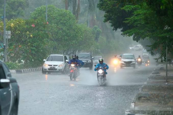 Curah Hujan Tinggi, Pemko Pekanbaru Pastikan Penanganan Banjir Dimaksimalkan