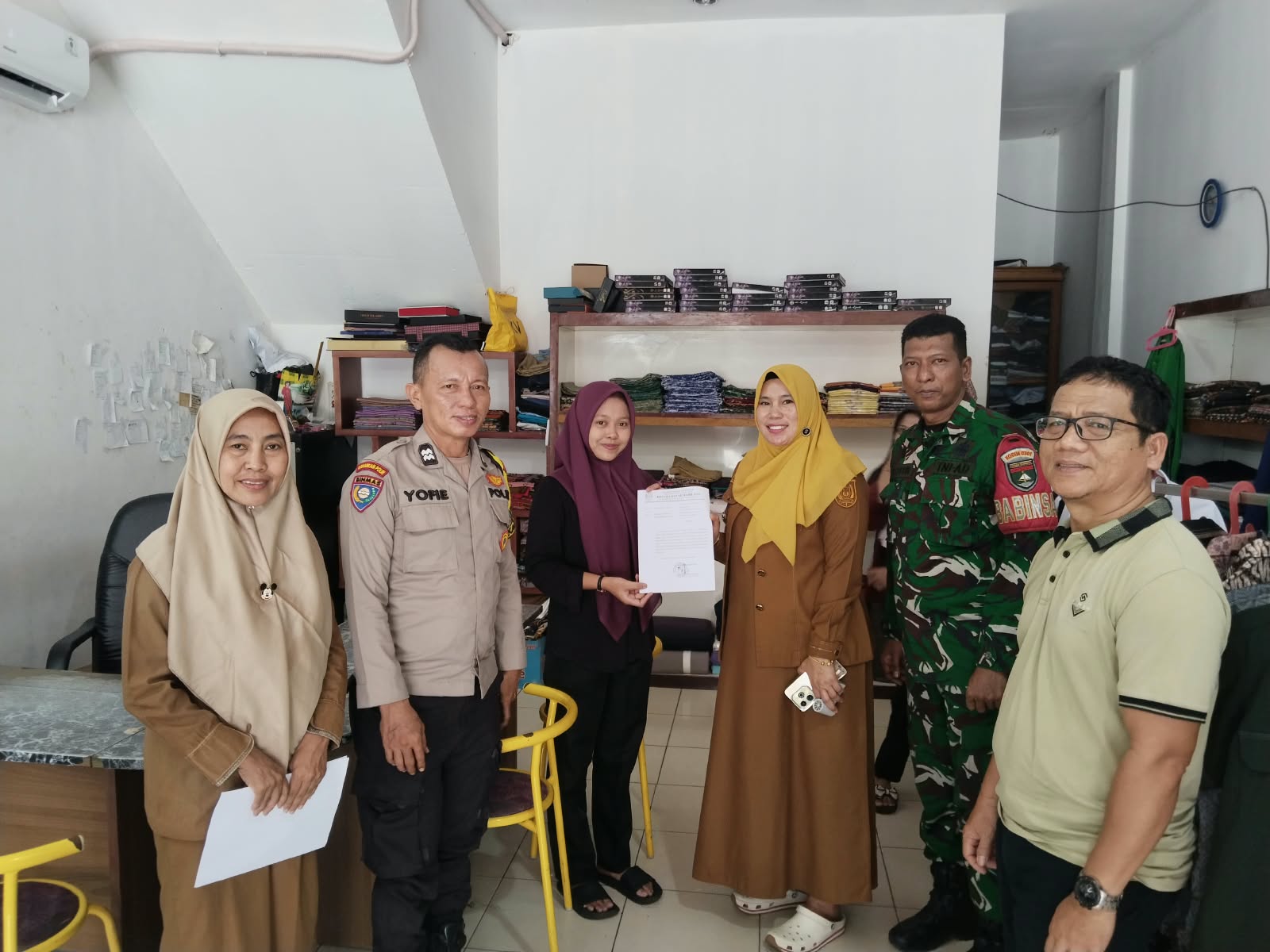 Meriahkan HUT RI, Lurah Sumahilang Imbau Warga Pasang Bendera dan Umbul-Umbul