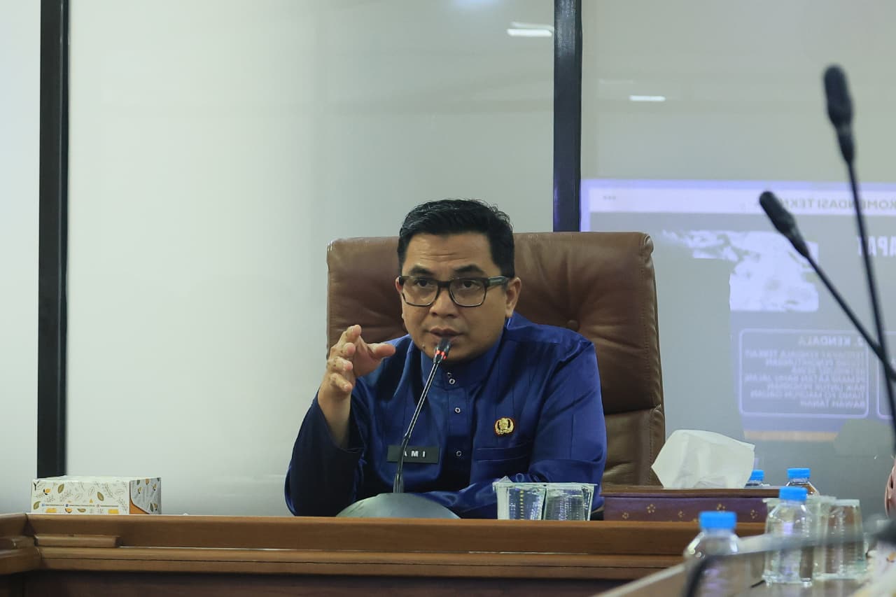 Pemko Pekanbaru Segera Tertibkan Kembali Kabel Fiber Optik