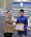 Image : Lampaui Target Nasional, Pemko Pekanbaru Raih Peringkat I Riau Investment Award 2026
