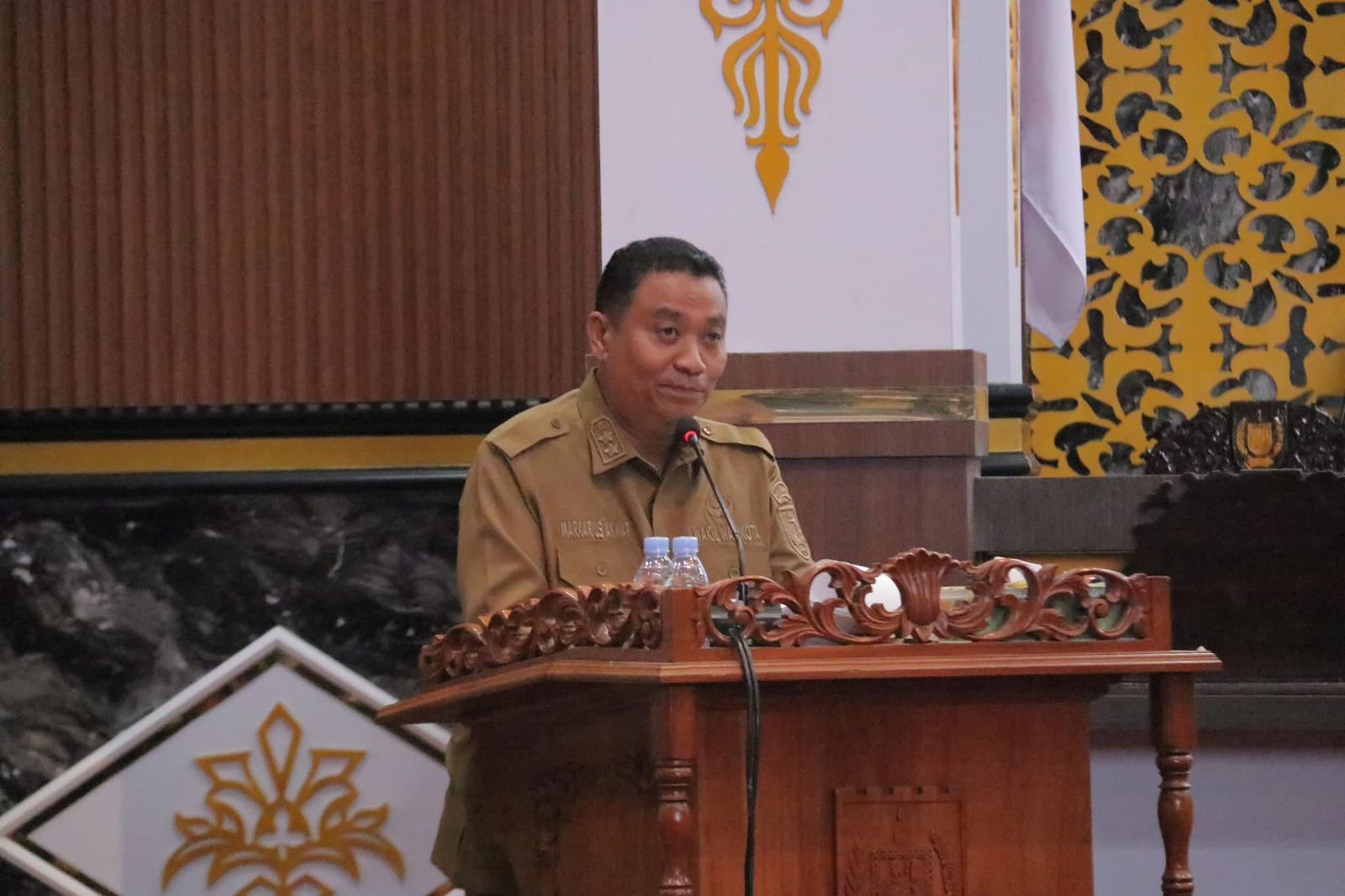 Pemko Pekanbaru Jawab Pandangan Umum Fraksi Terhadap Tiga Ranperda