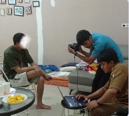 Disdukcapil Pekanbaru Rekam Biometrik Warga Rumbai melalui Program SIPINTAR PEDULI