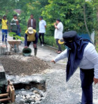 Image : Tim OP Kecamatan Bukit Raya Aktif Bersihkan Drainase dan Dampingi Gotong Royong Warga