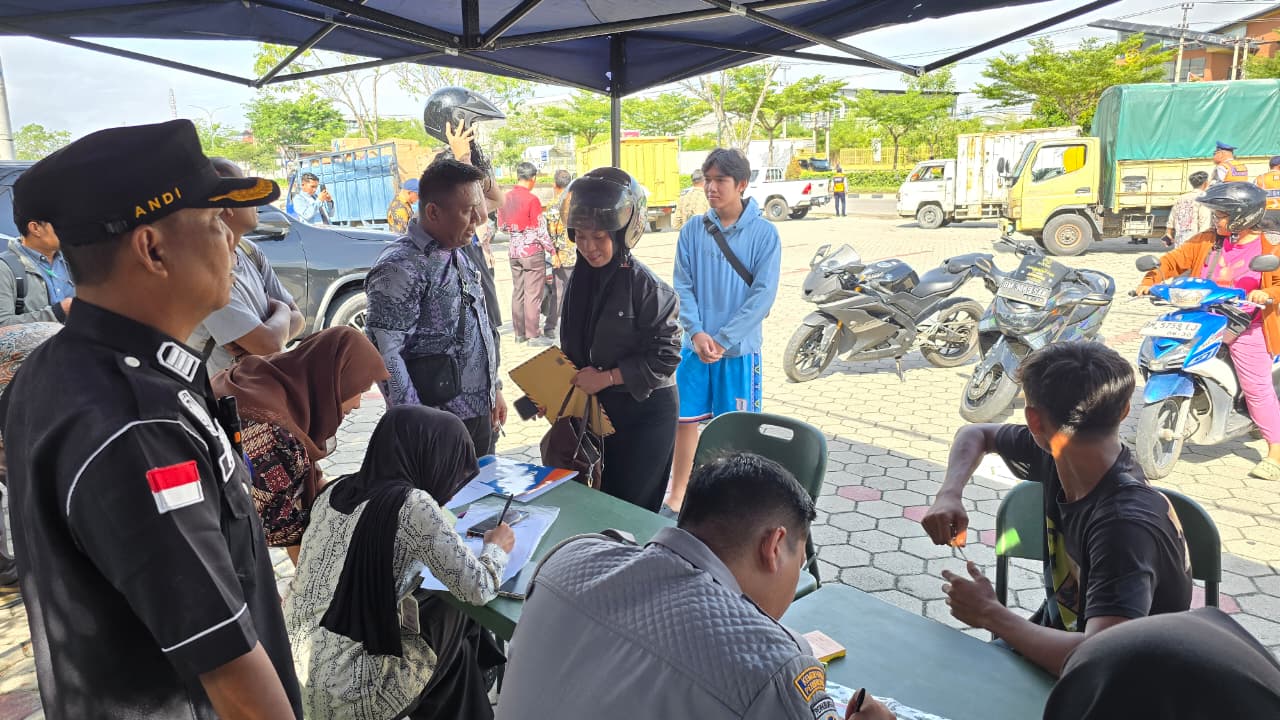 Optimalisasi PAD, Bapenda Pekanbaru Edukasi Puluhan Pemilik Kendaraan Penunggak Pajak