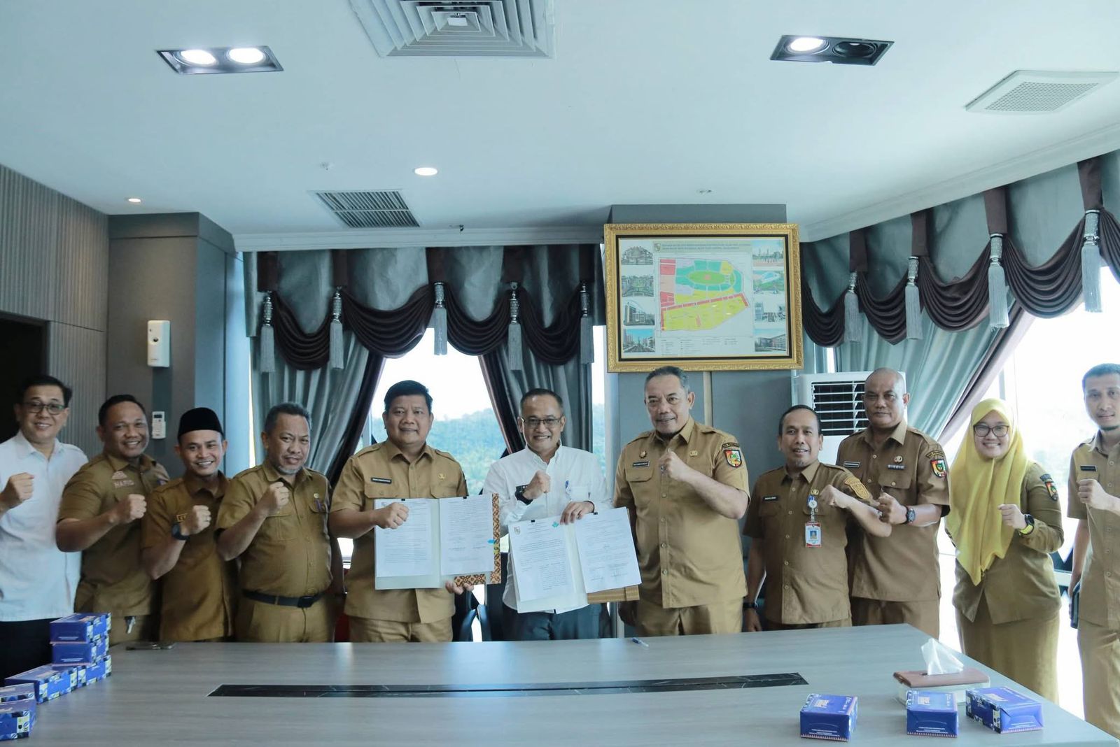 Pemko Pekanbaru dan PT SPP Tandatangani Perjanjian Sewa Kawasan Kuliner City Walk