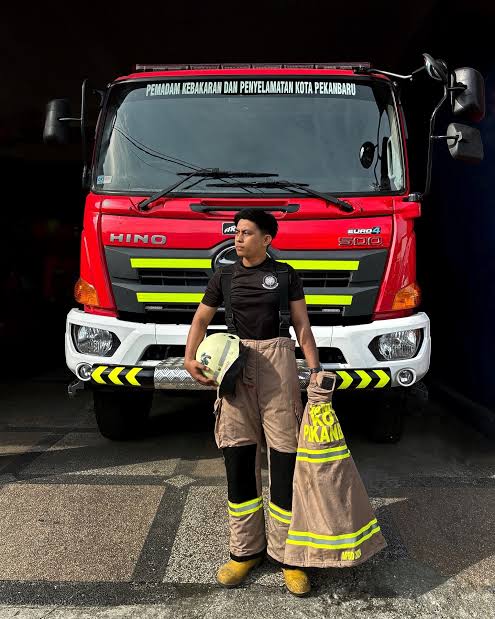 Pegawai Honorer DPKP Pekanbaru Raih Penghargaan di Istana Negara