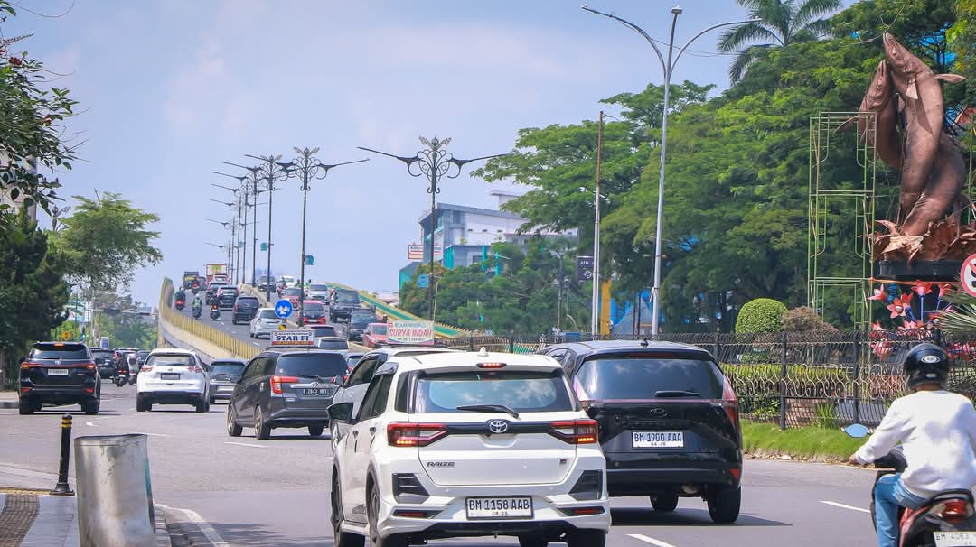 Image : Tertibkan Reklame Demi Tatanan Kota, Langkah Tegas Wali Kota Diapresiasi Tokoh Masyarakat Riau