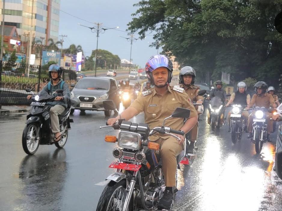 Wali Kota Pekanbaru Pilih Gunakan Motor untuk Tinjauan Lapangan