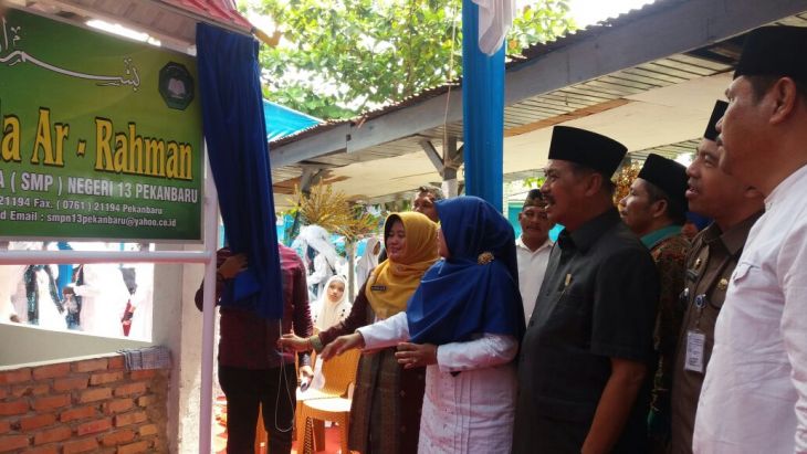 Asisten III Resmikan Musala Ar-Rahman di SMPN 13