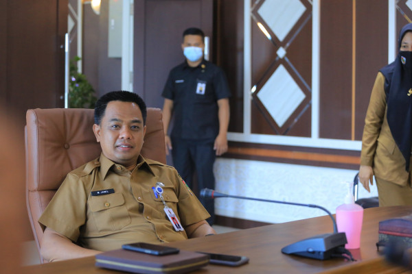 Sekda Pastikan Semua OPD Terkait Bergerak Membantu Pengelolaan Angkutan Sampah