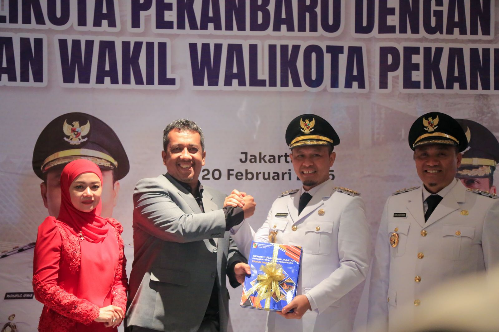Agung Nugroho dan Roni Rakhmat Jalani Pisah Sambut Jabatan Walikota Pekanbaru