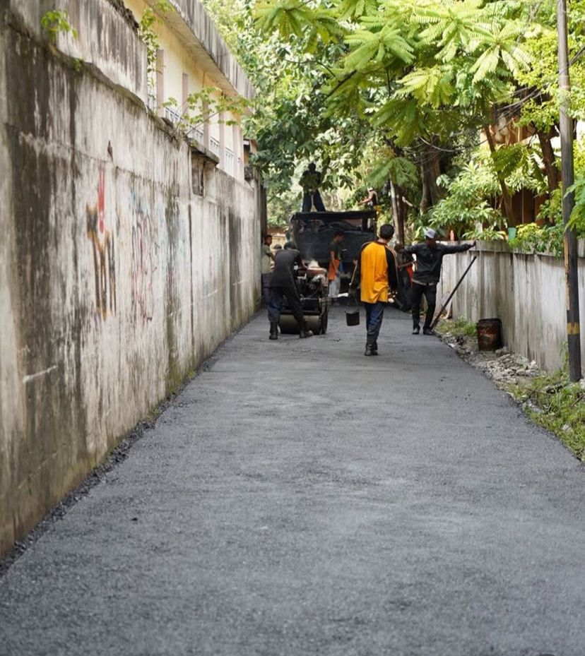 Wali Kota Pekanbaru Memastikan Pembenahan Jalan Lingkungan Terus Berlanjut