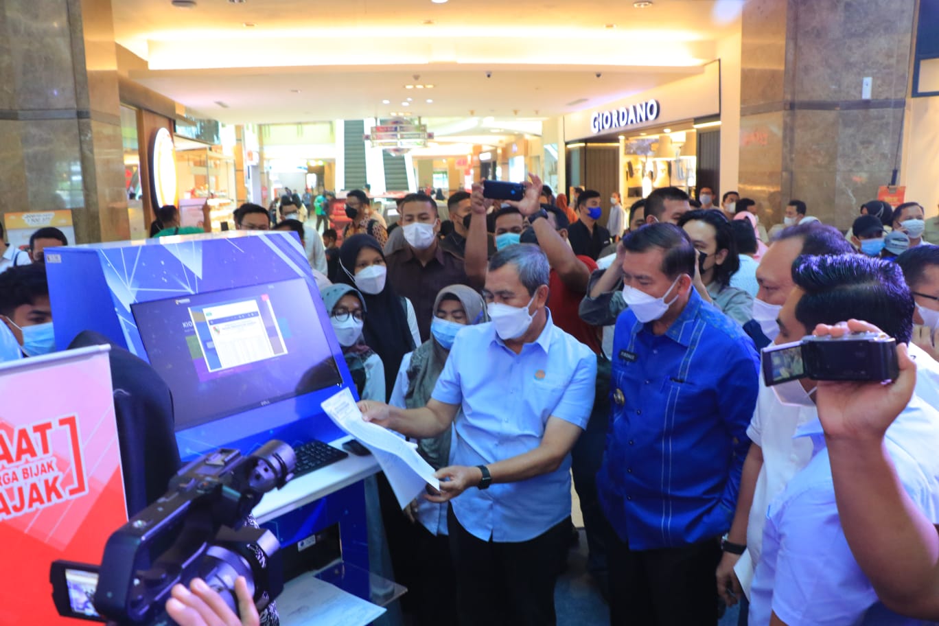 Bapenda Luncurkan Anjungan Pajak Mandiri, Bisa Bayar via QRIS