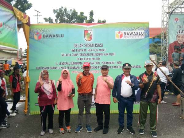 Bawaslu dan Pemko Pekanbaru Gelar Sosialisasi AP HPA di Area CFD 