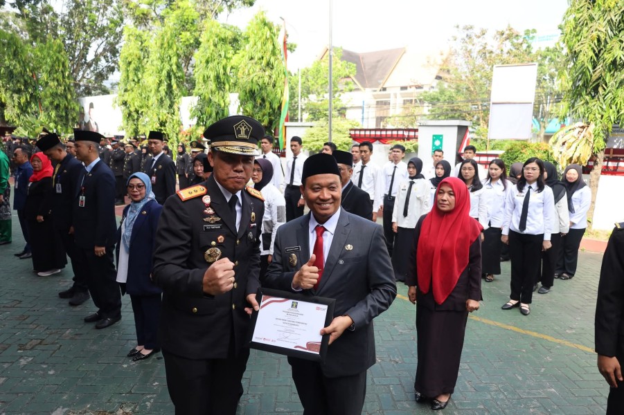 Pemko Pekanbaru Terima Penghargaan Mitra Kerja Strategis dari Kanwil Kemenkum Riau