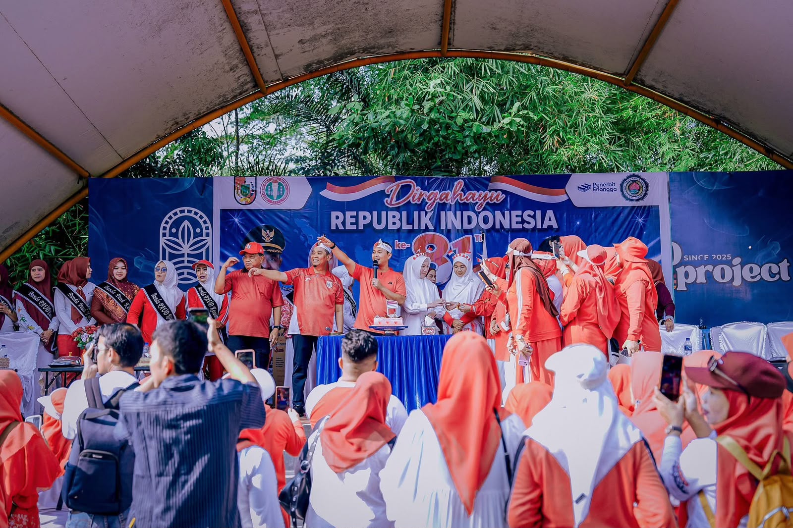 Ratusan Guru TK di Pekanbaru Antusias Meriahkan Momen HUT Kemerdekaan