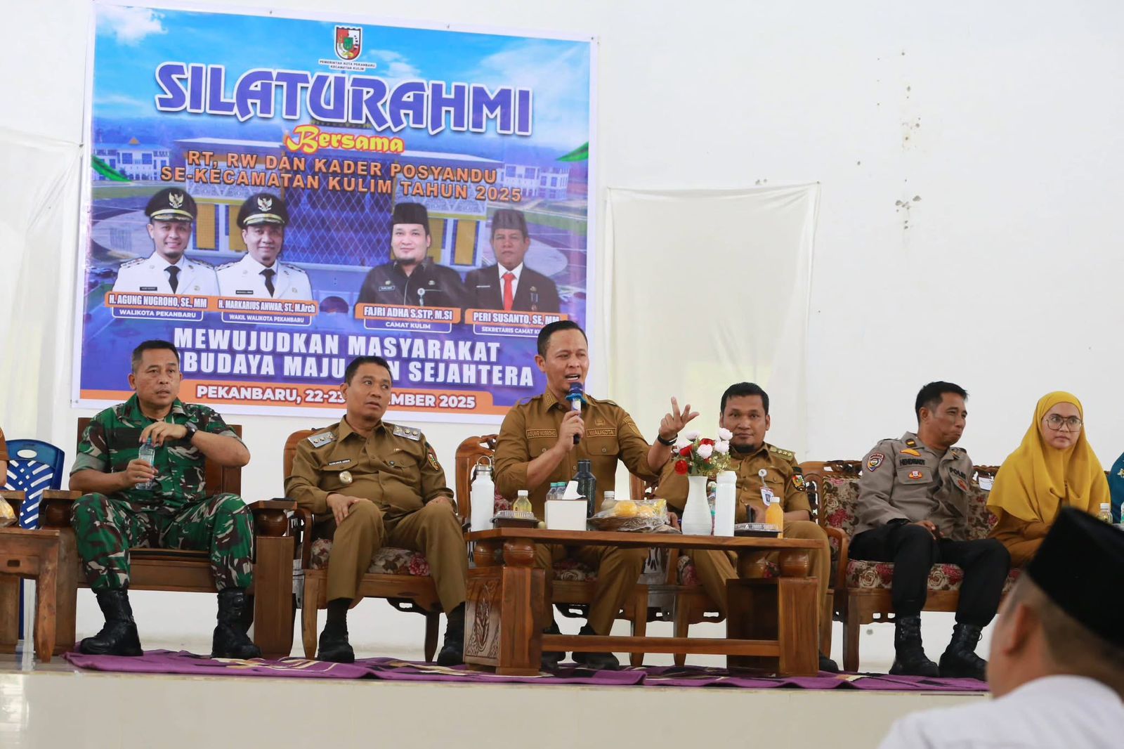 Walikota Agung dan Wawako Markarius Silaturahmi dengan RT-RW se-Kecamatan Kulim