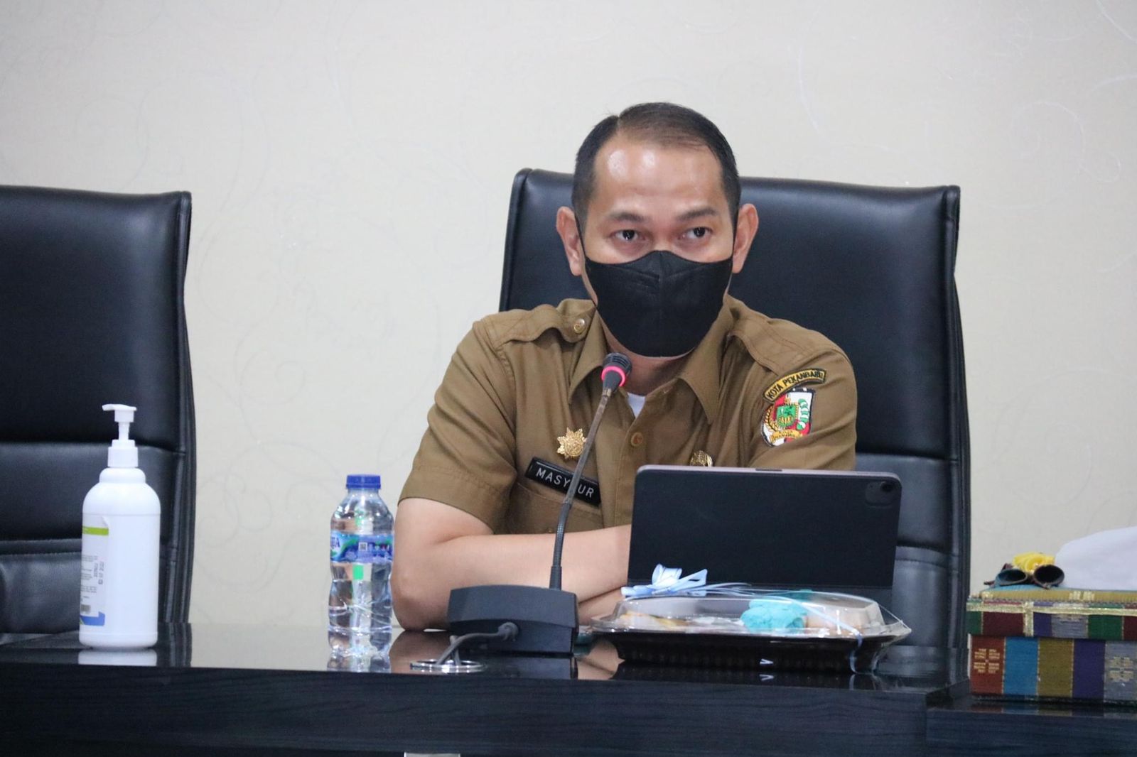 Asisten III Sampaikan Inovasi Penilaian Kinerja ke Pemko Bukit Tinggi