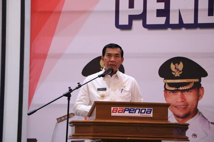 Wali Kota Deadline Tahun Depan Lelang Tiang Reklame Dilakukan
