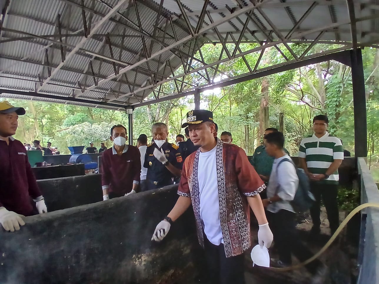 DLHK Pekanbaru Olah Sampah dan Tembakau Jadi Kompos Bernilai Guna