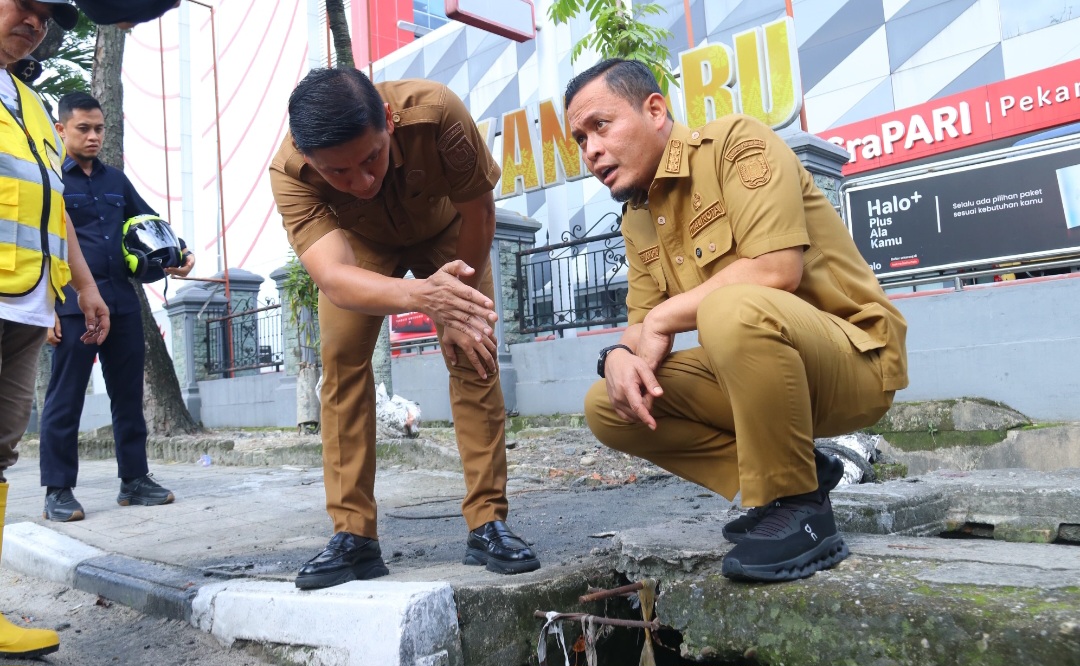 Wako Pastikan Penanganan Banjir Digesa, Normalisasi Drainase Dimaksimalkan