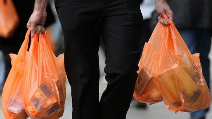 Wali Kota Pekanbaru Dorong Program Green City, Minimarket Dilarang Jual Kantong Plastik