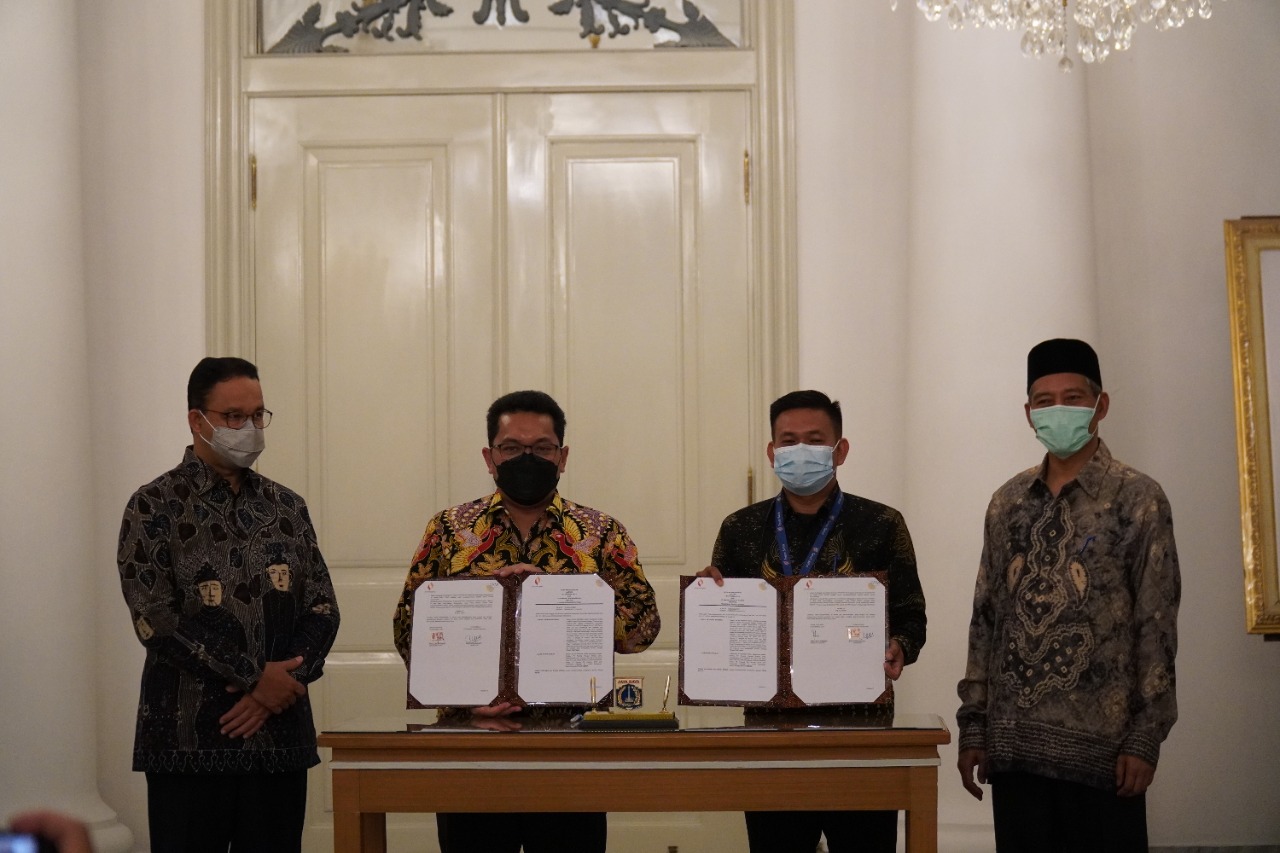 Image : Wawako Pekanbaru Saksikan Penandatangan  Kerjasama PT SPM dan PD Dharma Jaya