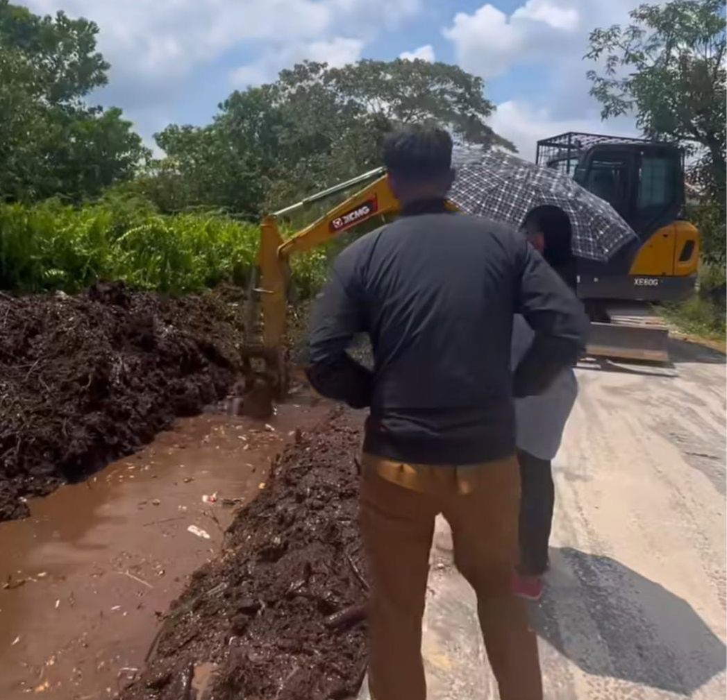 PUPR Pekanbaru Normalisasi Drainase Sepanjang 6 Kilometer di Jalan Darma Bakti
