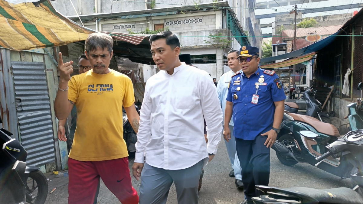 Kawasan Padat Penduduk di Sukaramai Jadi Sasaran Pertama Perbaikan Instalasi Listrik Gratis Pemko Pekanbaru