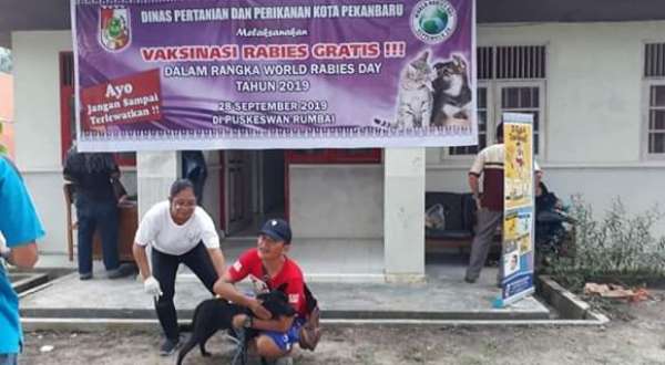 Peringati WRD, Distankan Gelar Vaksinasi Gratis di Puskesmas Rumbai