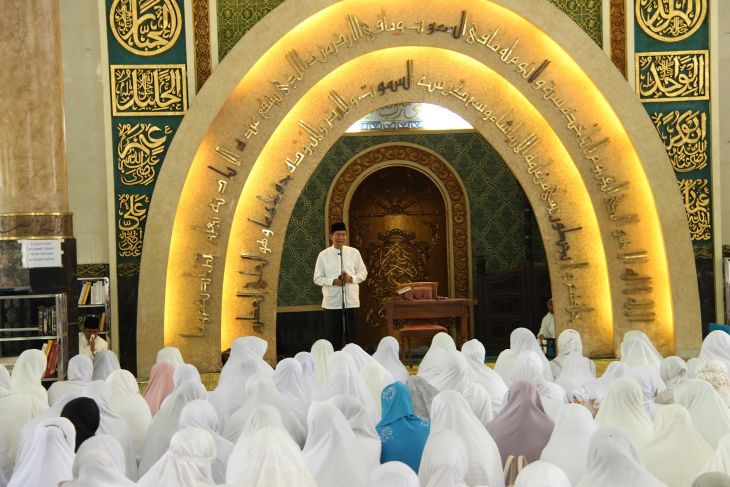 Image : Walikota Buka Pesantren Kilat BKMT