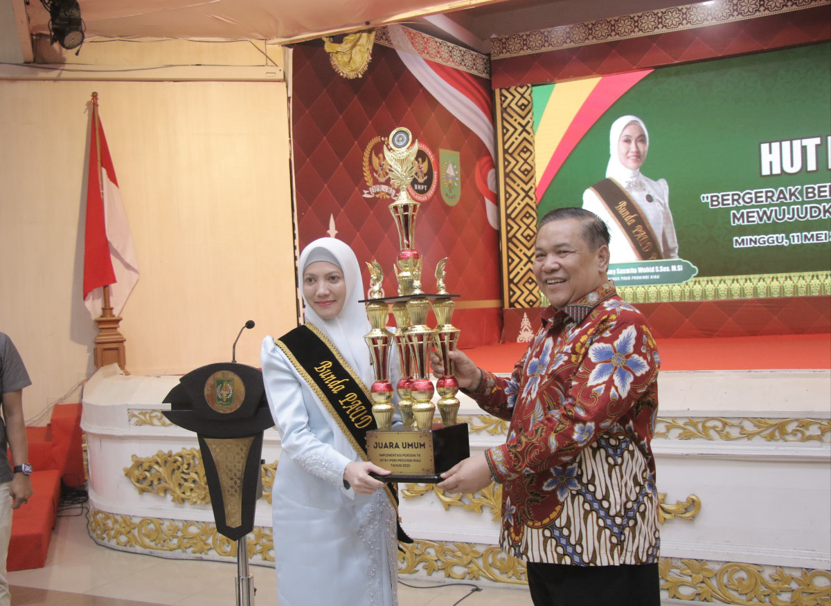 Bunda PAUD Sulastri Bangga Pekanbaru Raih Juara Umum Implementasi Porseni TK IGTKI-PGRI Provinsi Riau 2025