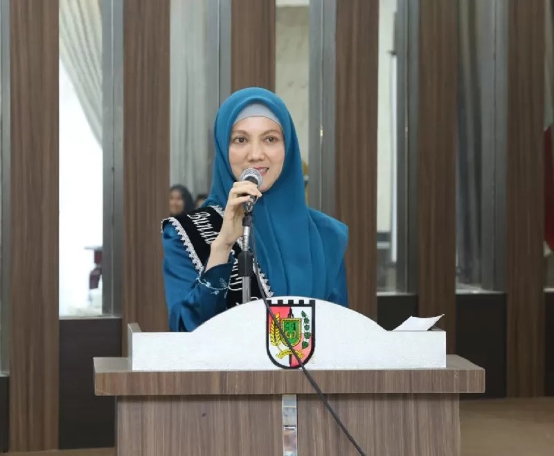 Ketua TP PKK Kota Pekanbaru Sulastri Agung