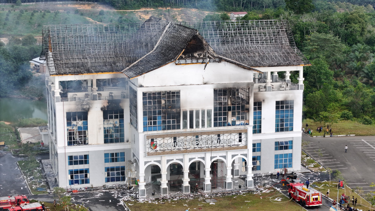 Kondisi gedung B9 pasca kebakaran